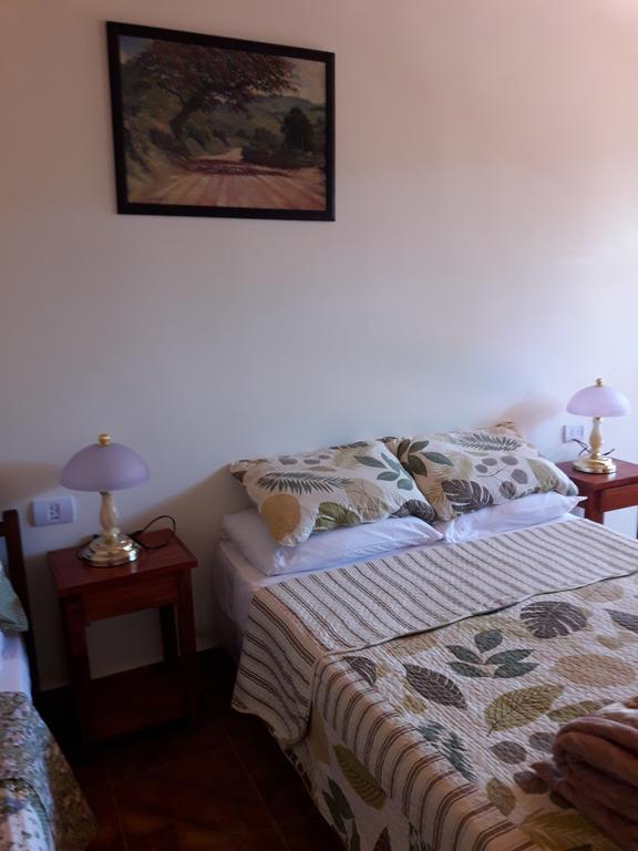 Apartamentos Centricos Puerto Iguazú Exterior foto